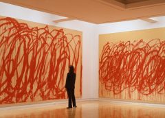 «Tan grande es el prestigio del arte contemporáneo ante el público que su calidad no le importa.»